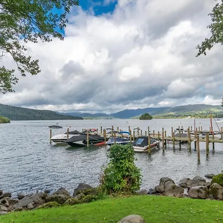 Сasa de vacaciones Mere Lodge - Lake Views