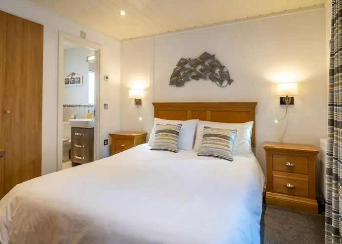 Сasa de vacaciones Mere Lodge - Lake Views