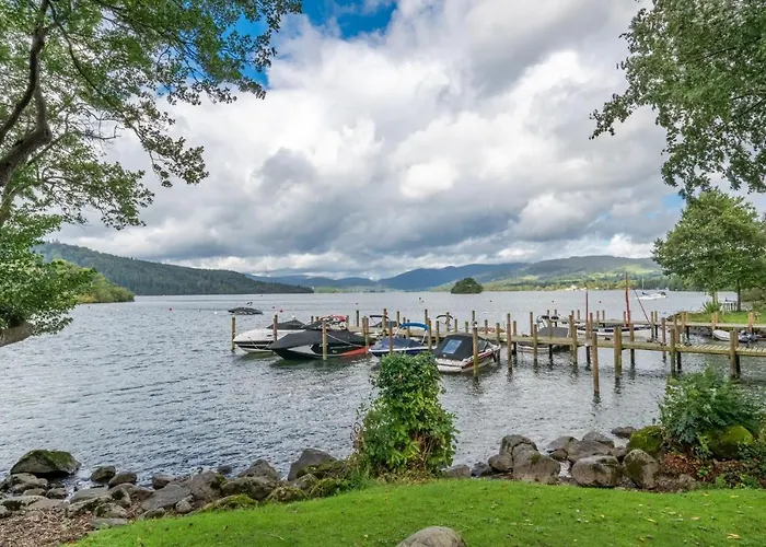 Сasa de vacaciones Mere Lodge - Lake Views