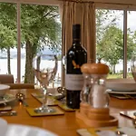 Vakantiehuis Mere Lodge - Lake Views Bowness-on-Windermere